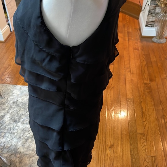 Women’s short black dress - Picture 5 of 7